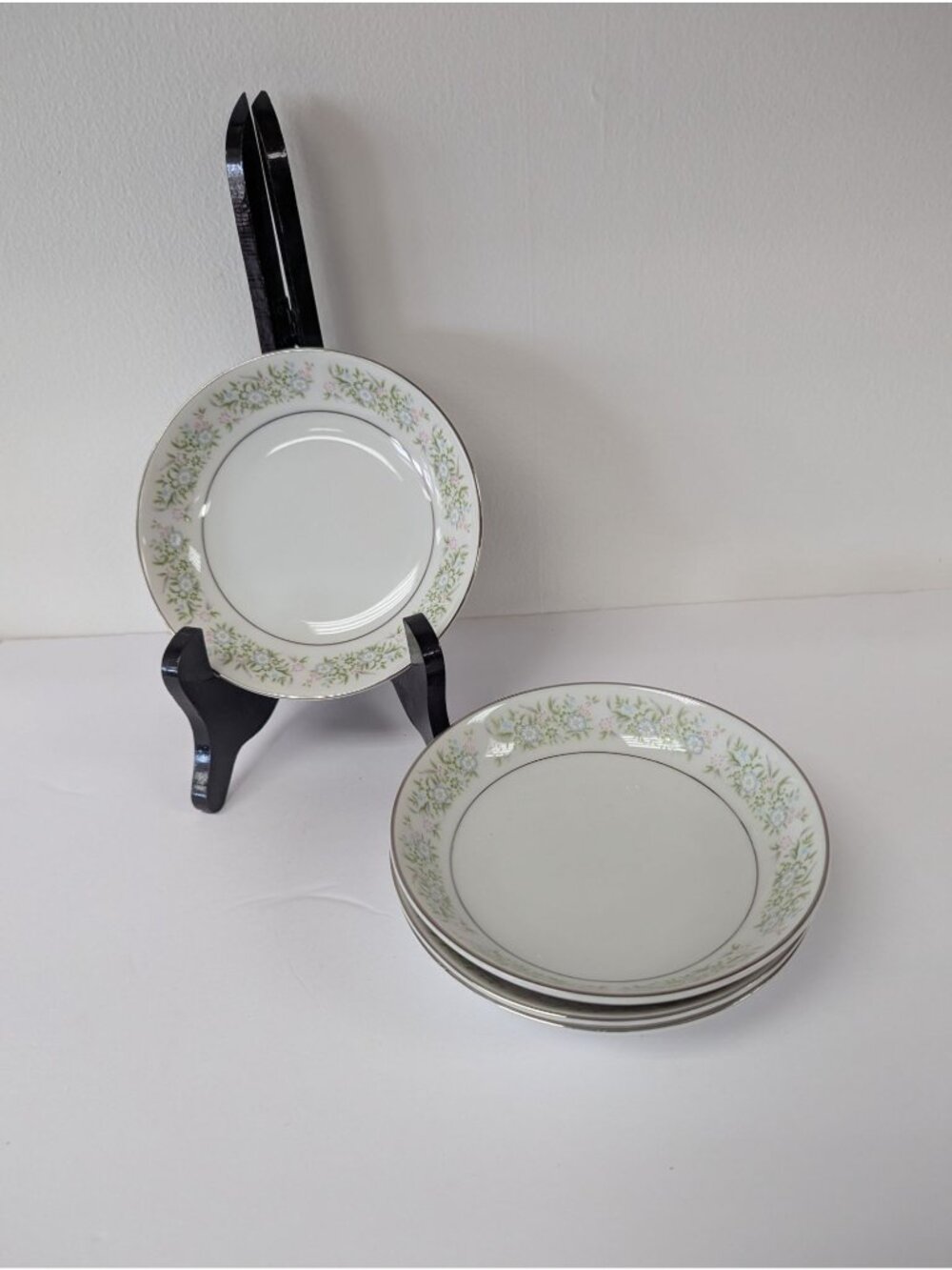 Taihei China Fine China Dessert Berries Bowls Set 4 Floral Silver Trim Japan